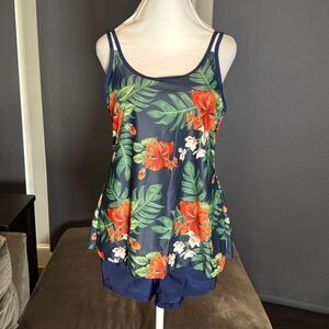 Women’s Navy Floral Tankini Two Piece Swimsuit Boy Short Bottom Size L (US8) NEW